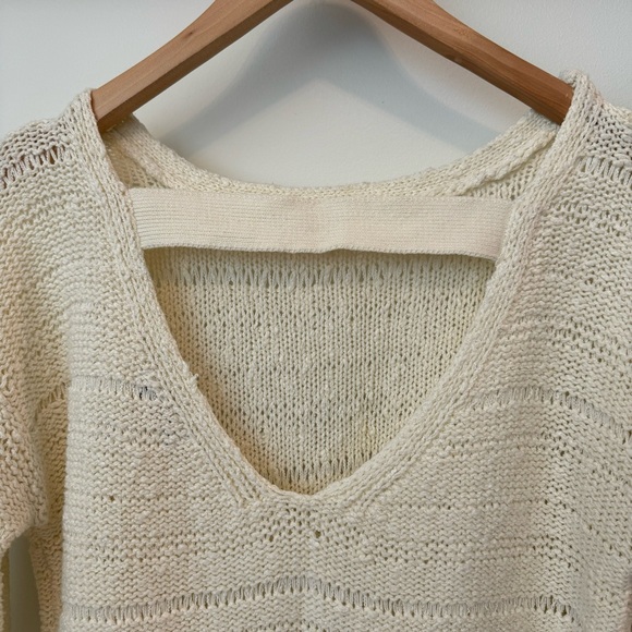 Forever 21 Sweater - Picture 3 of 3